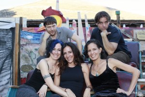 Poly-Viewing-cast-silly